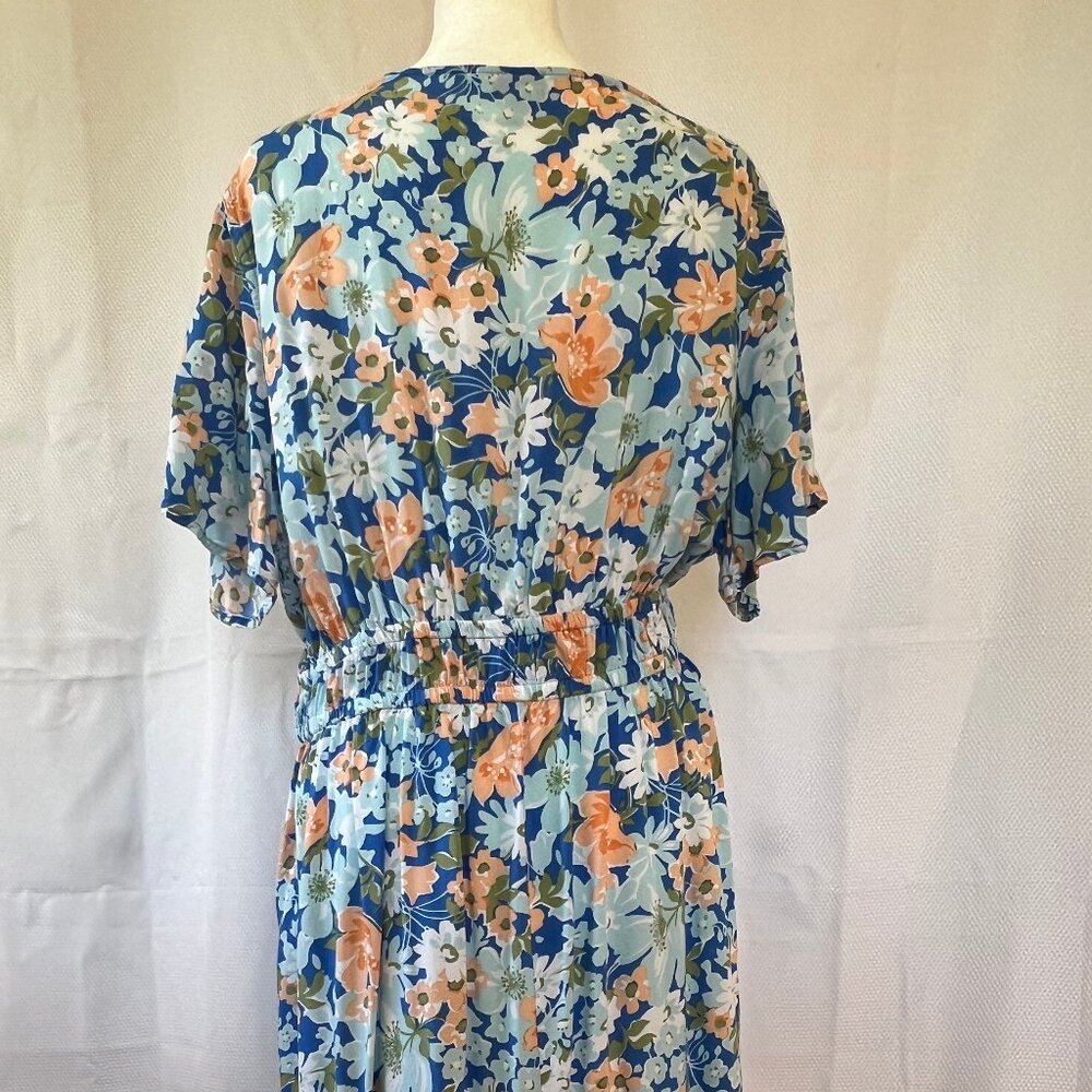 Croft & Barrow Floral Dress - Picture 4 of 13